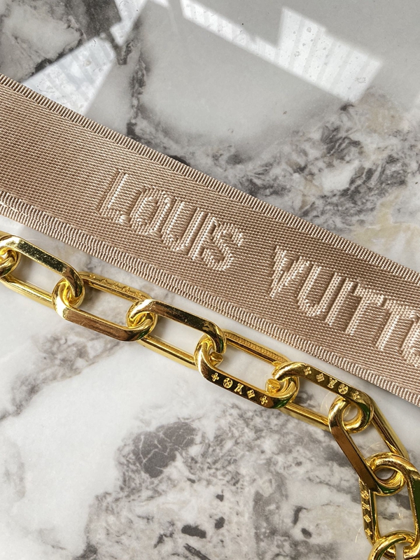 ルイヴィトンバッグ角部分ディテール